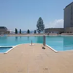 Festa Apartment *